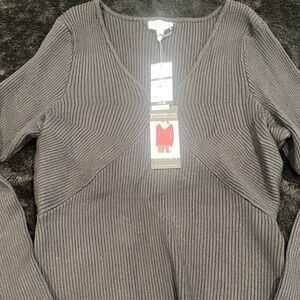 Sofia vergera sweater